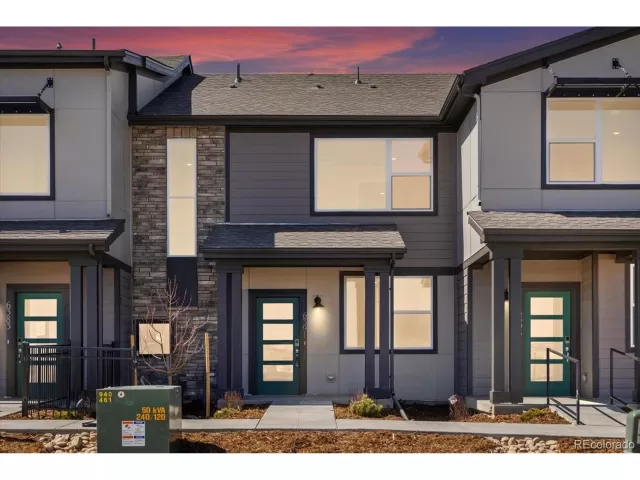 MLS: 6559038 Condo For Sale