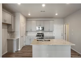 Photo #3: 6559038 Listing 