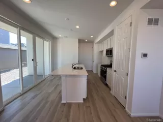 Photo #3: 6560488 Listing