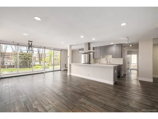 MLS: 6560562 Condo For Sale