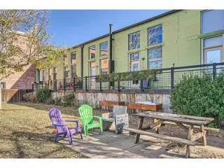 Photo #2: 6561682 Listing
