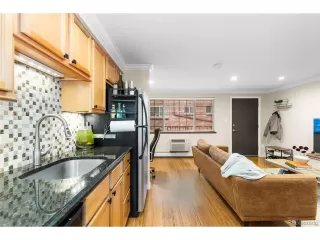 Photo #4: 6562225 Listing