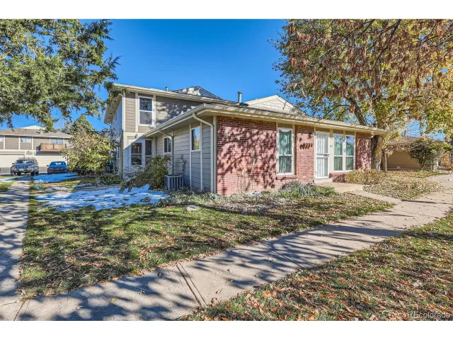 MLS: 6562602 Condo For Sale