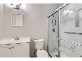 Photo #6: 6562602 Listing 