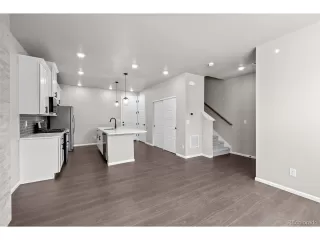 Photo #2: 6564303 Listing