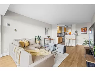 Photo #2: 6565288 Listing 