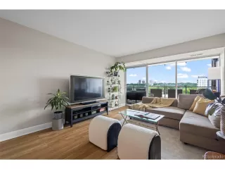 Photo #6: 6565288 Listing 