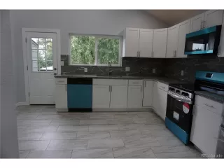 Photo #5: 6568220 Listing