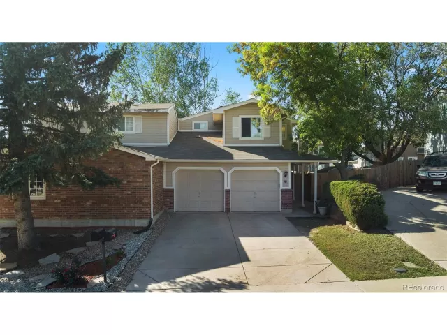 MLS: 6569968 Condo For Sale