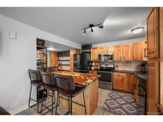 Photo #6: 6569968 Listing 