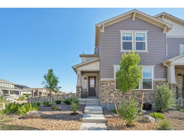 MLS: 6575727 Condo For Sale