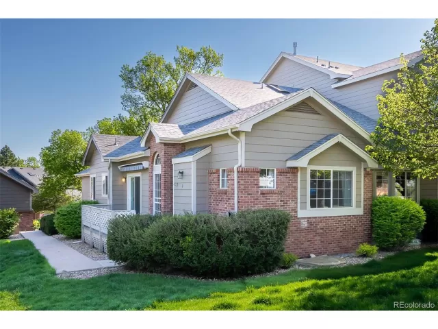 MLS: 6576505 Condo For Sale
