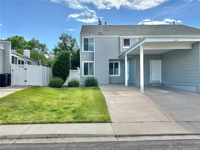 MLS: 6576567 Condo For Sale