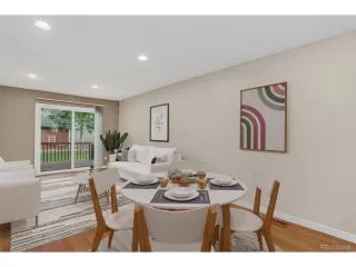 Photo #5: 6577065 Listing