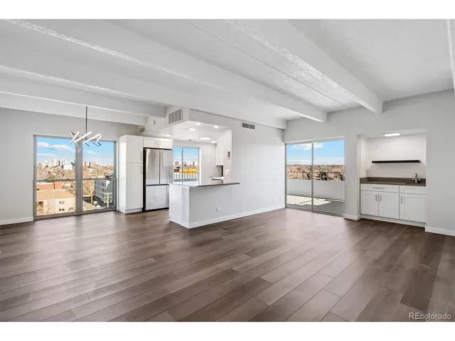 MLS: 6577846 Condo For Sale