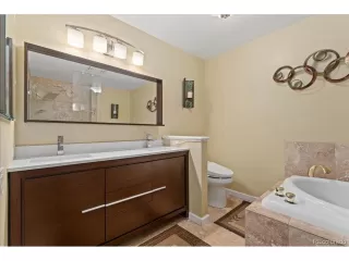 Photo #5: 6577908 Listing