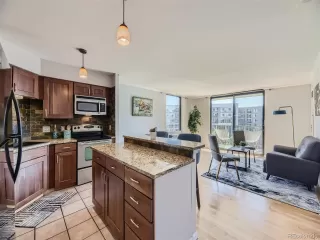 Photo #6: 6579973 Listing