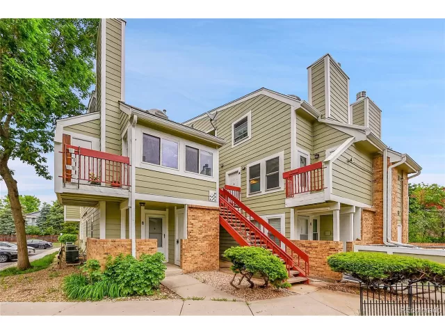 MLS: 6587430 Condo For Sale