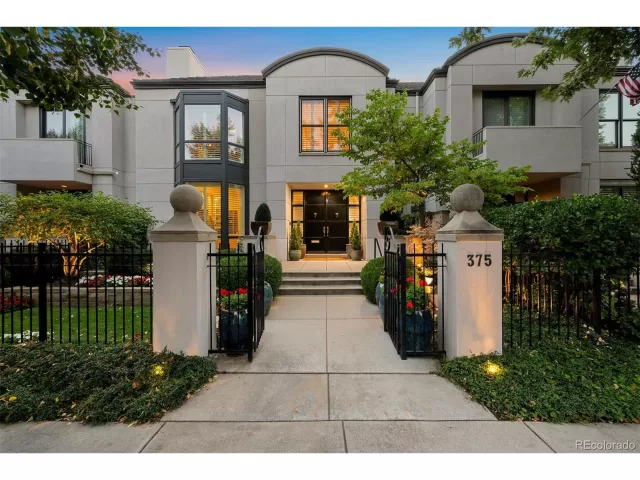 MLS: 6595698 Condo For Sale