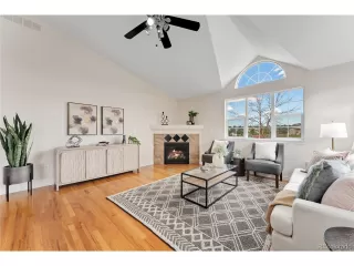 Photo #5: 6598152 Listing 