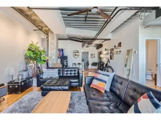 Photo #6: 6608319 Listing 