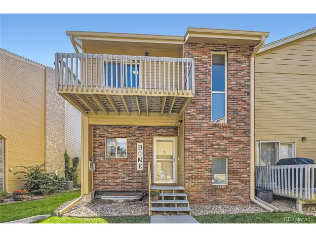 MLS: 6609049 Condo For Sale