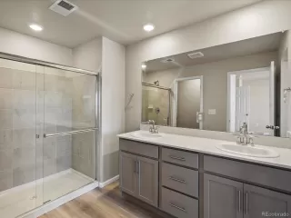 Photo #6: 6610580 Listing