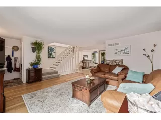 Photo #4: 6611937 Listing 