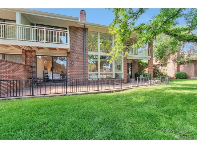 MLS: 6617961 Condo For Sale