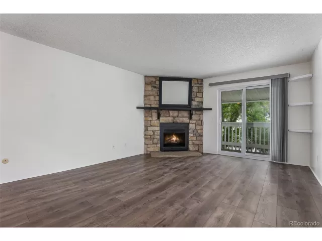 MLS: 6622771 Condo For Sale