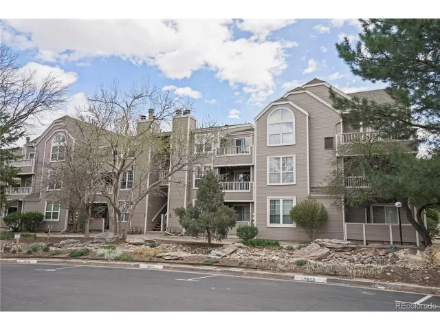 MLS: 6623513 Condo For Sale