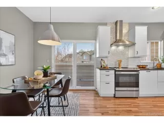 Photo #5: 6625443 Listing