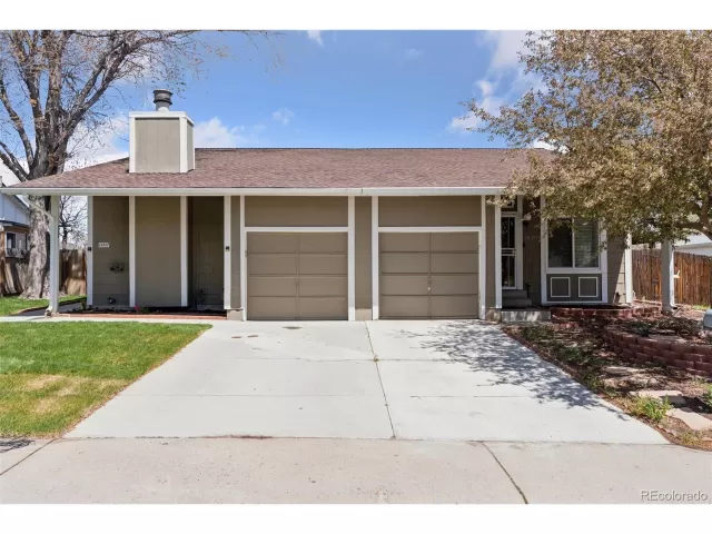 MLS: 6626653 Condo For Sale