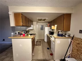 Photo #3: 6626874 Listing