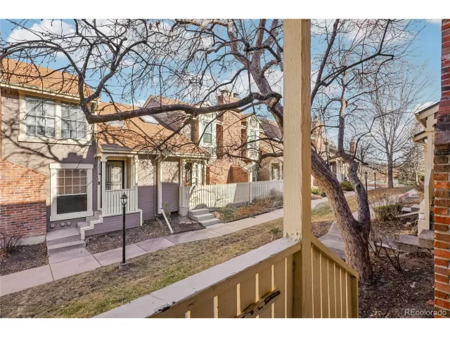 MLS: 6629056 Condo For Sale