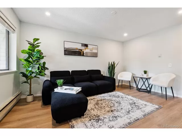 MLS: 6630863 Condo For Sale