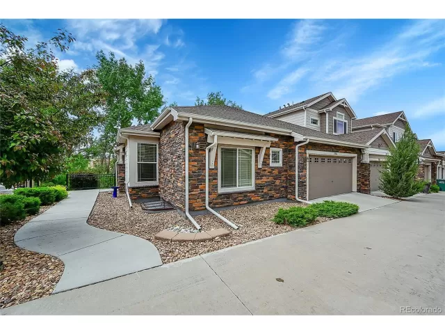 MLS: 6631963 Condo For Sale