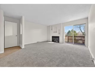 Photo #6: 6633477 Listing 