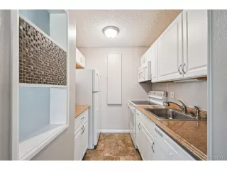 Photo #6: 6637192 Listing