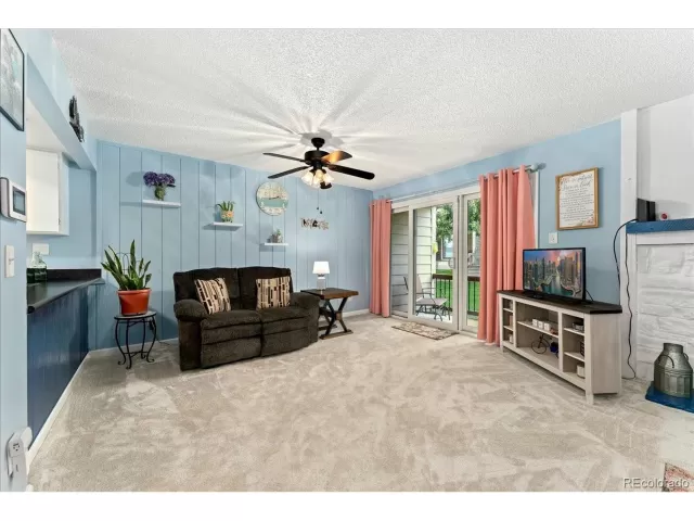 MLS: 6637816 Condo For Sale