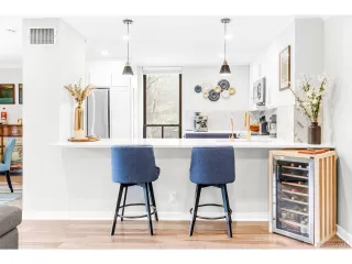 Photo #4: 6640284 Listing 