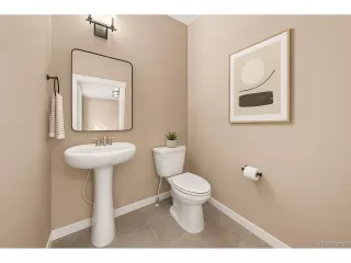 Photo #5: 6640759 Listing