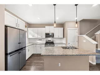 Photo #6: 6640759 Listing