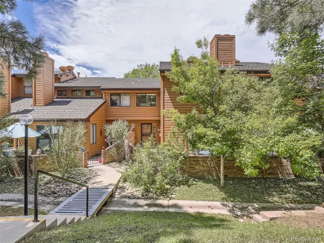 MLS: 6643246 Condo For Sale