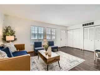 Photo #5: 6645151 Listing