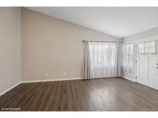 Photo #3: 6645163 Listing