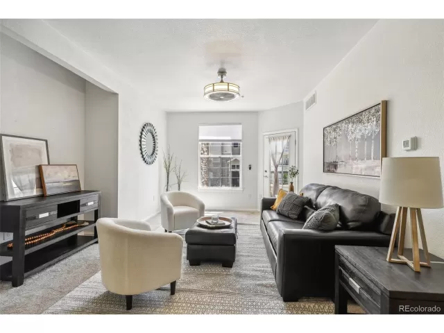 MLS: 6646879 Condo For Sale