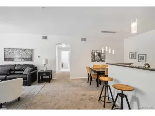 Photo #2: 6646879 Listing