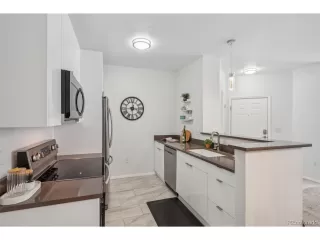 Photo #6: 6646879 Listing