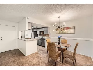 Photo #5: 6647430 Listing